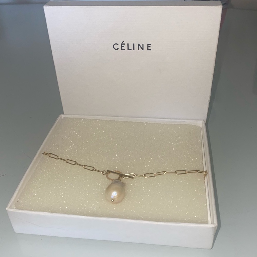 Céline pearl necklace single drop